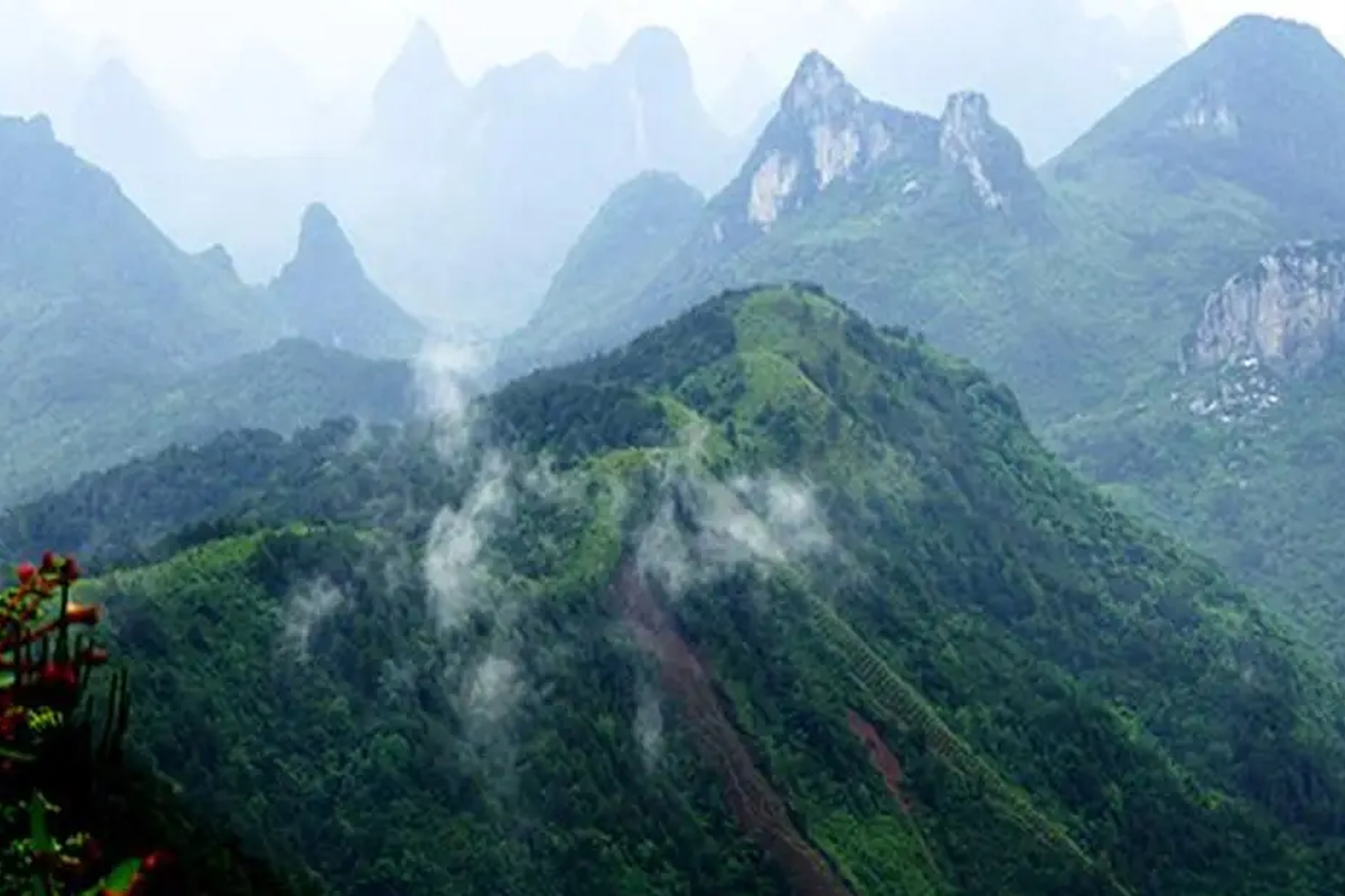 Private Tour: Yao Mountain and Tea Plantation from Guilin